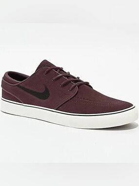 New NIKE SB KIDS SB JANOSKI GS SKATE SHOES youth size 4.5 EUR 36.5

L